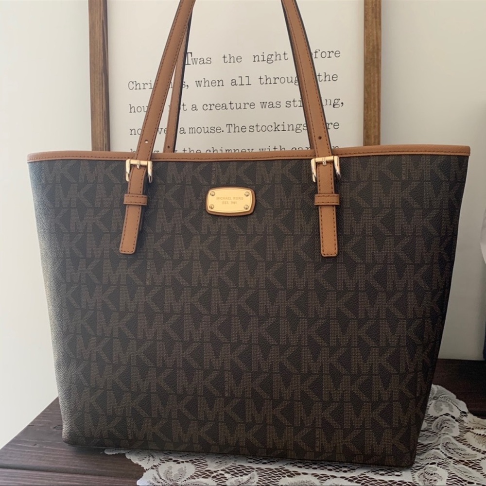 Michael Kors Medium tote